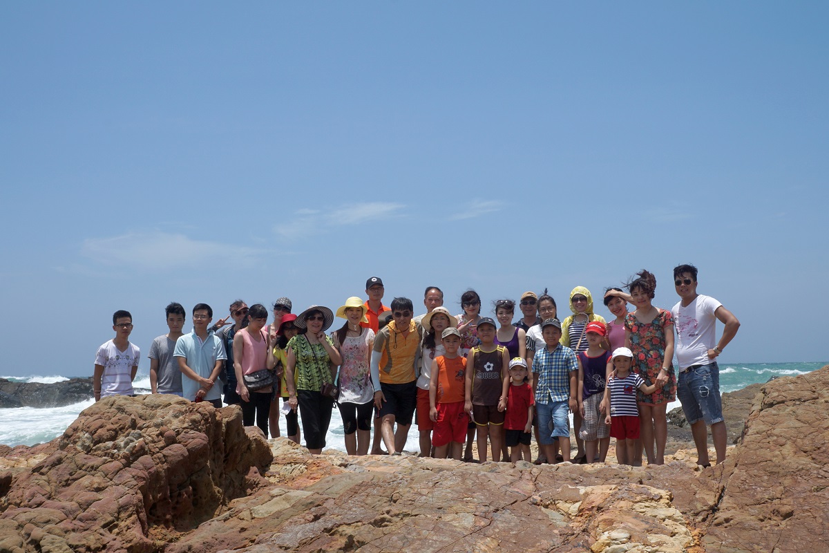 Công ty TNHH Sông Hàn tổ chức chương trình tham quan nghỉ mát cho CBNV tại đảo CôTô- H.CôTô- T.Quảng Ninh hè 2015.